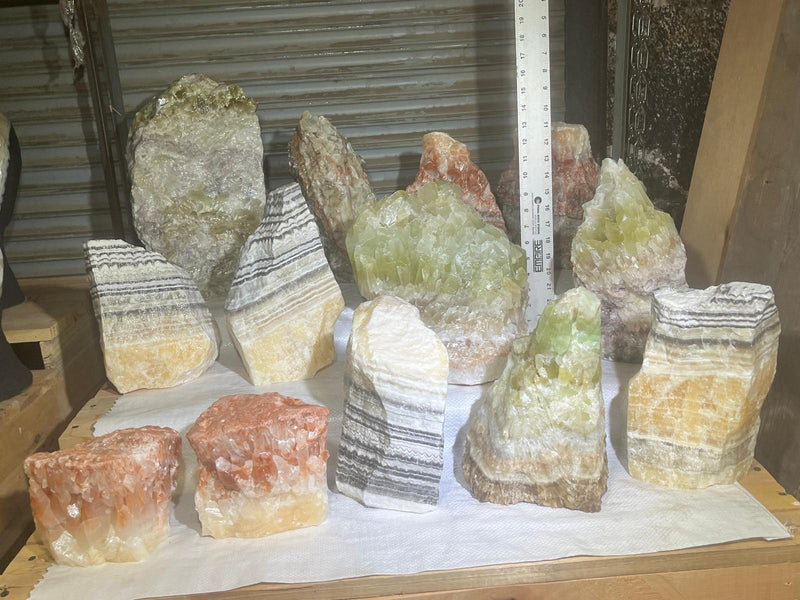 Large Calcite Crystal lot - Gem Center USA INC